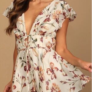 Lulus NWT Cream Flirty Romper